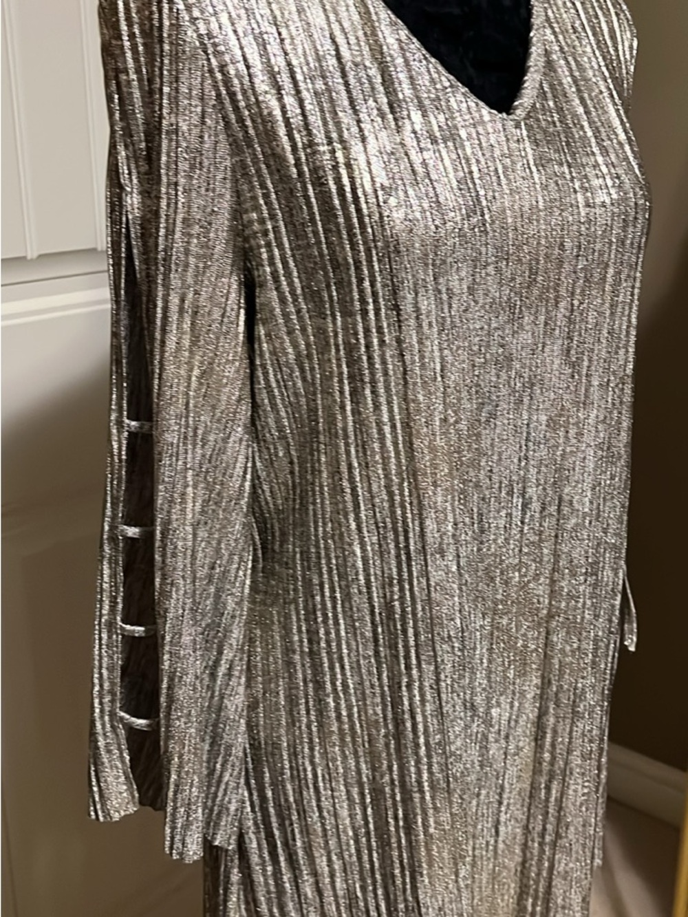 Metallic V-Neck Tunic Top